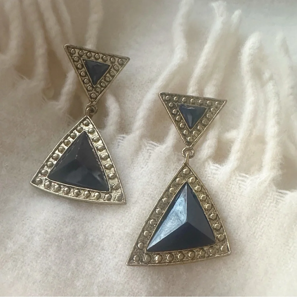 Oversized Geometric Faceted Drop Earrings